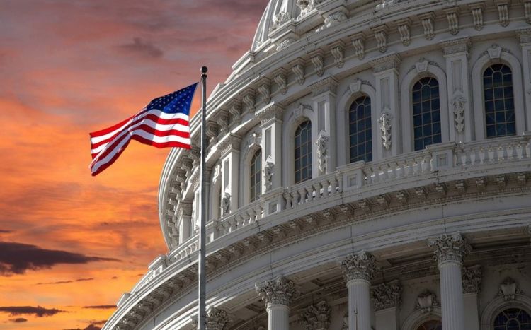 В Конгрессе США приняли законопроект о санкциях в отношении почти 200 граждан РФ