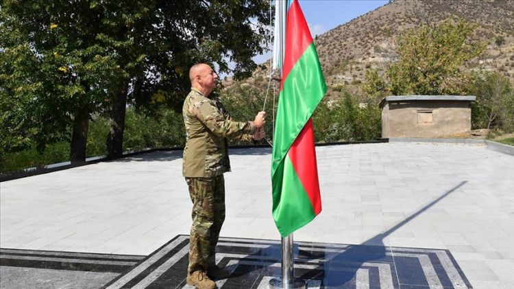 الرئيس الأذربيجاني يزور مدينة لاتشين المحررة