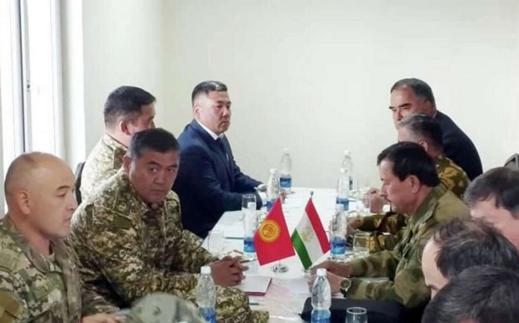 Комитеты нацбезопасности Кыргызстана и Таджикистана подписали документ о прекращении конфликта