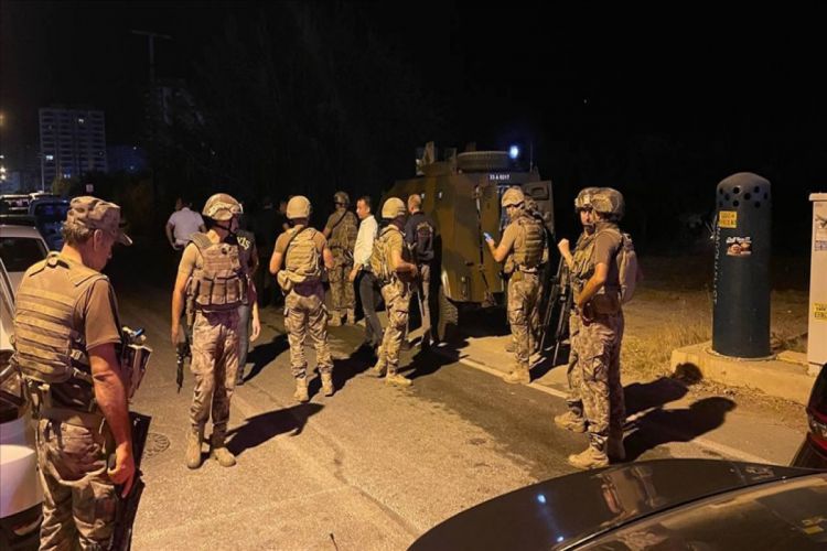 В Турции произошло вооруженное нападение на здание полиции