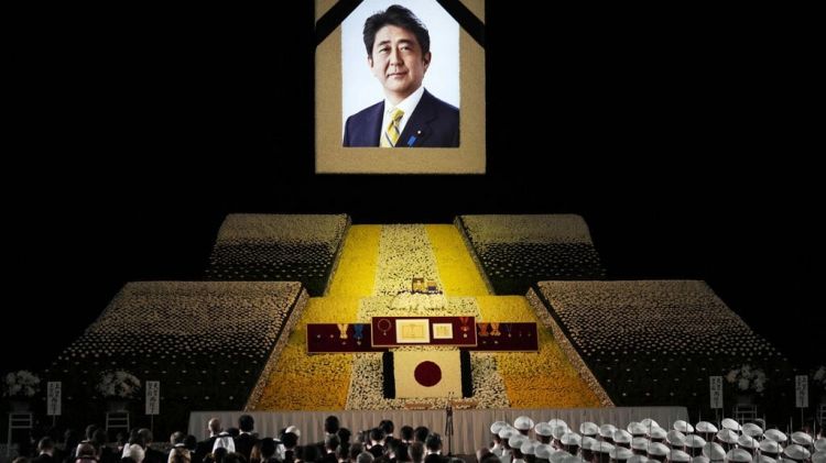 اليابان تودع رئيس الوزراء السابق شينزو آبي في جنازة رسمية