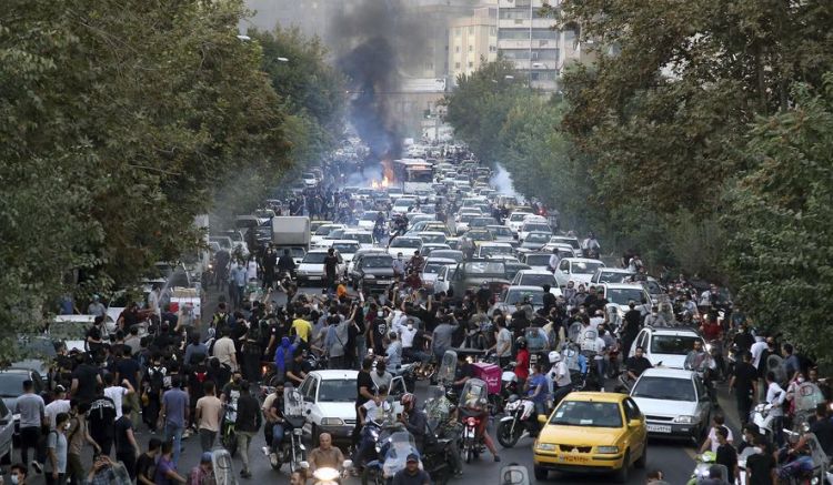 Over 70 killed during Iranian protests as police use live ammunition, rights group says