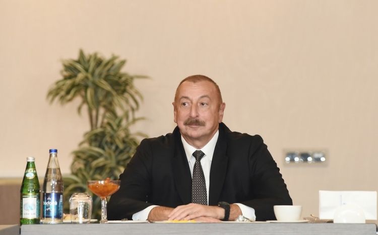 Президент Ильхам Алиев встретился с представителями ведущих бизнес-кругов Болгарии