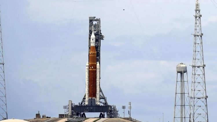 ناسا تعتزم إجراء محاولة جديدة لإطلاق صاروخ أرتيميس 1 إلى القمر
