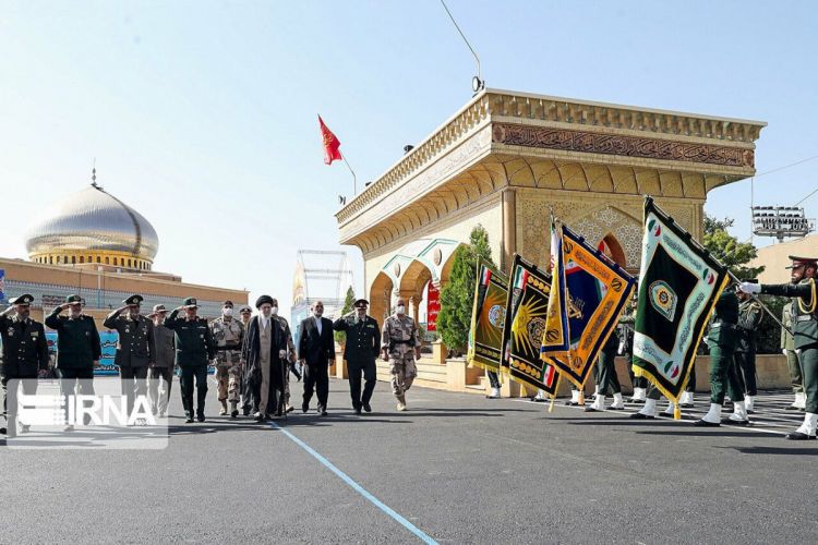 Хаменеи принял участие в церемонии выпуска Полицейской академии
