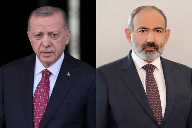 Встреча Эрдогана с Пашиняном может способствовать подготовке мирного договора между Ереваном и Баку ТАСС