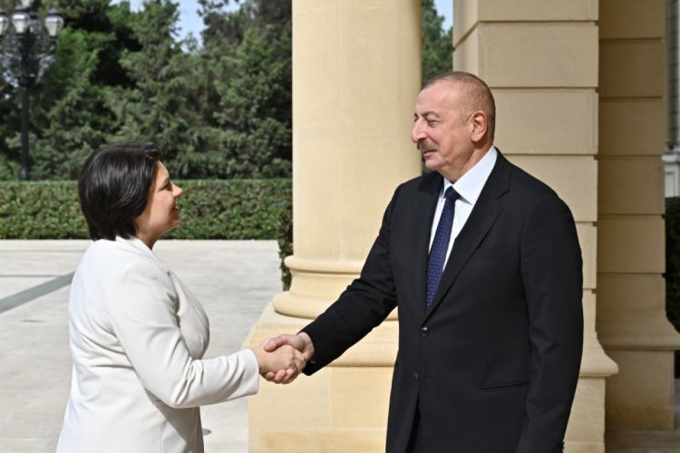 Состоялась встреча один на один Президента Азербайджана и премьер-министра Молдовы