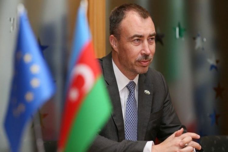 Клаар: ЕС занимает хорошую позицию по содействию нормализации азербайджано-армянских отношений