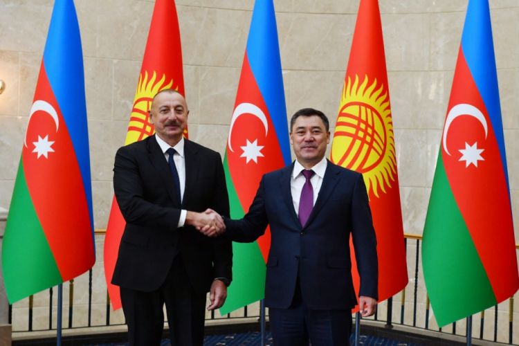 В Бишкеке состоялась церемония официальной встречи Президента Ильхама Алиева