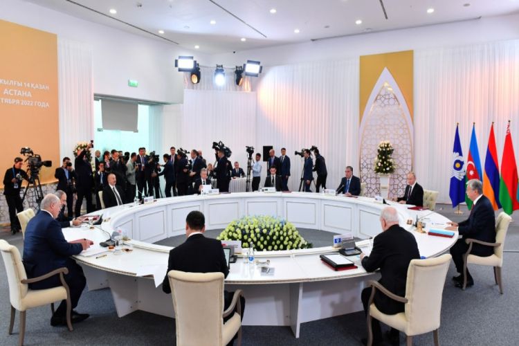 Президент Ильхам Алиев принимает участие в заседании Совета глав государств СНГ ОБНОВЛЕНО 1