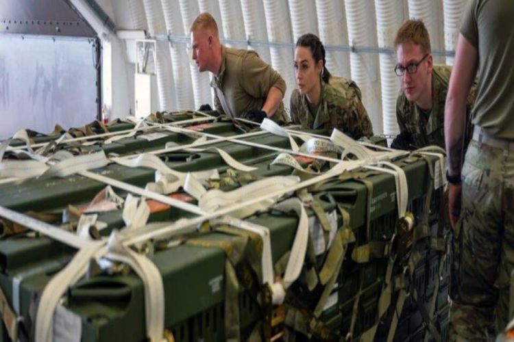Байден одобрил новый пакет военной помощи Украине на $725 млн