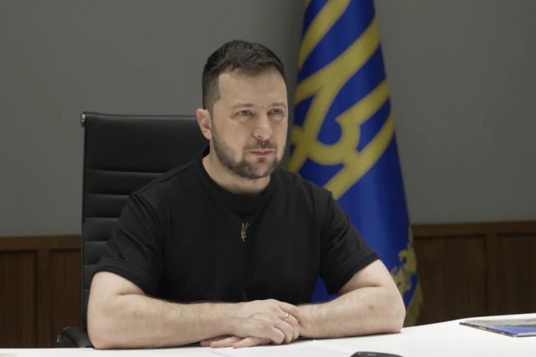 Зеленский обратился к украинцам: «Идут очень тяжелые бои»