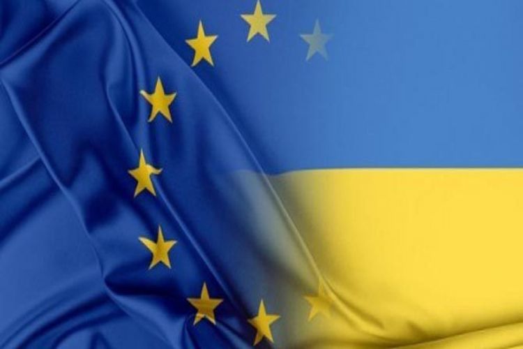 Украина получила 2 млрд евро финпомощи от ЕС