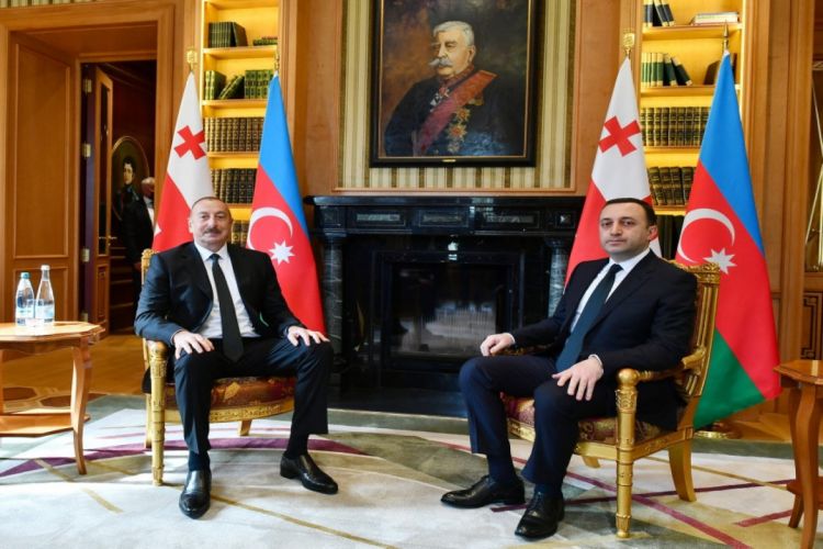 Президент Азербайджана проинформировал Гарибашвили о мирных переговорах с Арменией