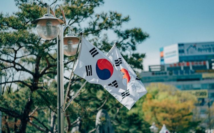 Президент Южной Кореи объявил национальный траур в связи с давкой в центре Сеула