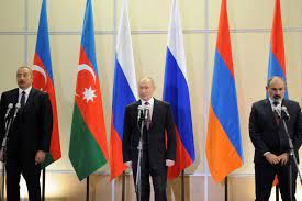قادة روسيا وأذربيجان وأرمينيا يبحثون في سوتشي سبل تعزيز استقرار القوقاز