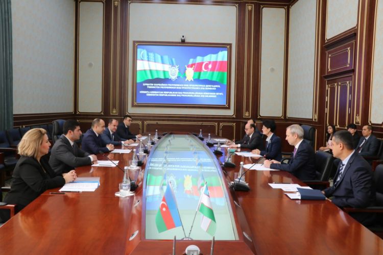 Между прокуратурами Азербайджана и Узбекистана подписан меморандум