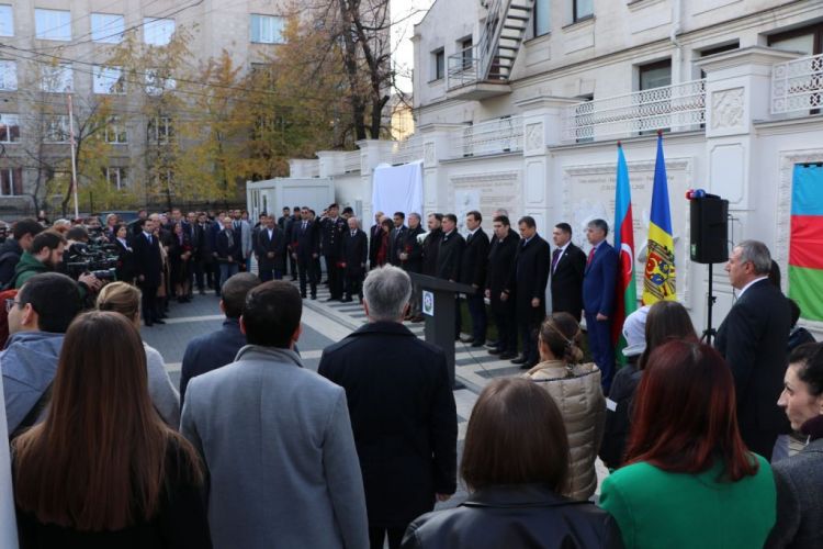 Moldova Parlamentində Şuşaya həsr olunmuş SƏRGİ