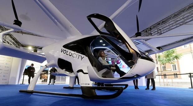 الإمارات تخطط لإطلاق تاكسي كهربائي طائر
