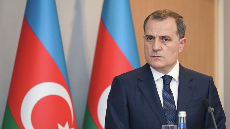 Главы МИД Азербайджана и Ирана обсудили двусторонние отношения