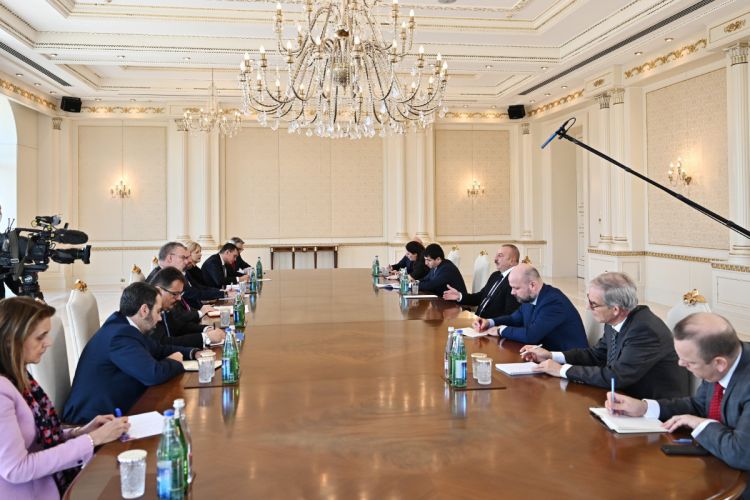 Президент Азербайджана: Если Армения хочет мира, то она должна отказаться от очень опасной риторики