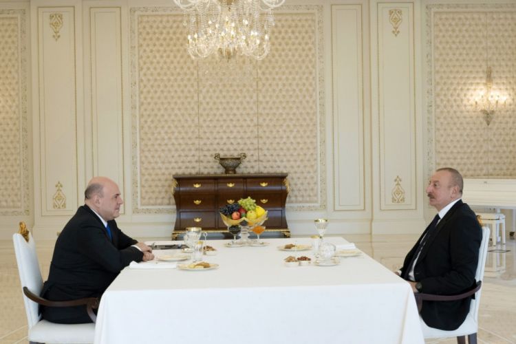 Состоялась встреча один на один Президента Ильхама Алиева с Михаилом Мишустиным