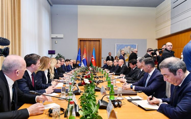 Президенты Азербайджана и Сербии встретились в расширенном составе