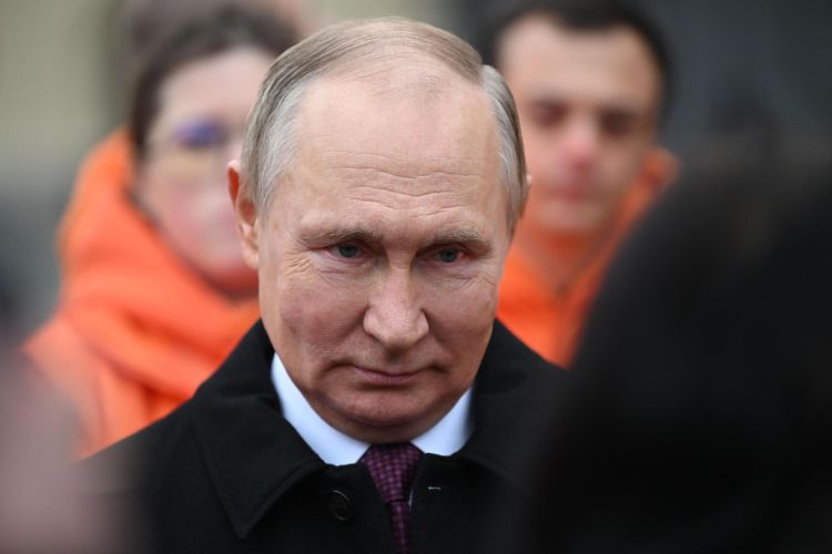 Putin KTMT-nin işində problemlər olduğunu etiraf edib