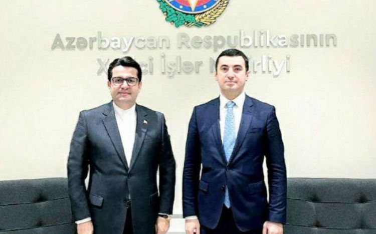 Посол Ирана встретился с руководителем пресс-службы МИД Азербайджана