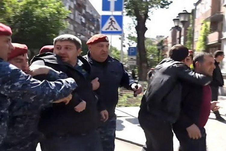 СМИ: Генпрокурор Армении подал ходатайство об аресте сына Юрия Хачатуров