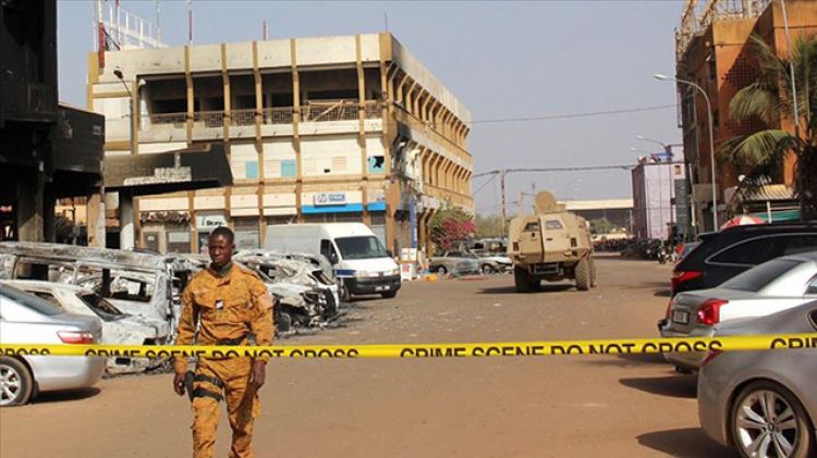 Burkina-Fasoda yola qoyulmuş bomba partladı Ölənlər var