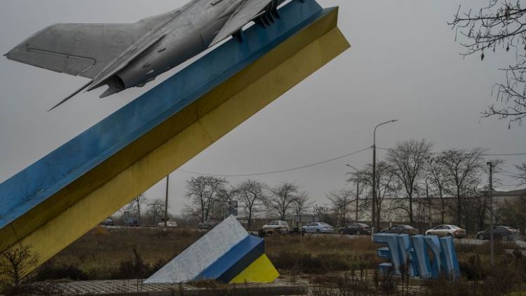 Ukraine war: Civilians escape Kherson after Russian strikes on liberated city