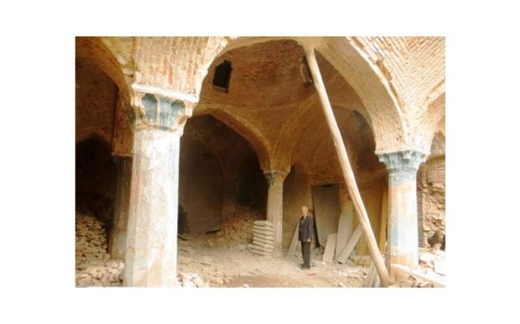 В Тебризе 270-летняя баня на грани обрушения