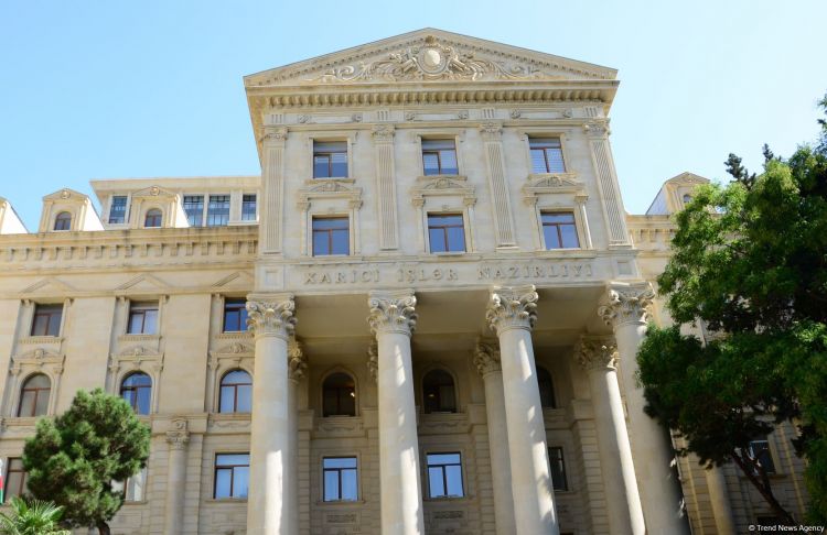 МИД Азербайджана направил ноту в посольство Ирана из-за 14 человек, направлявшихся в Ханкенди
