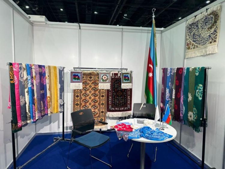 Azerbaijan joins International Apparel & Textile Fair in Dubai