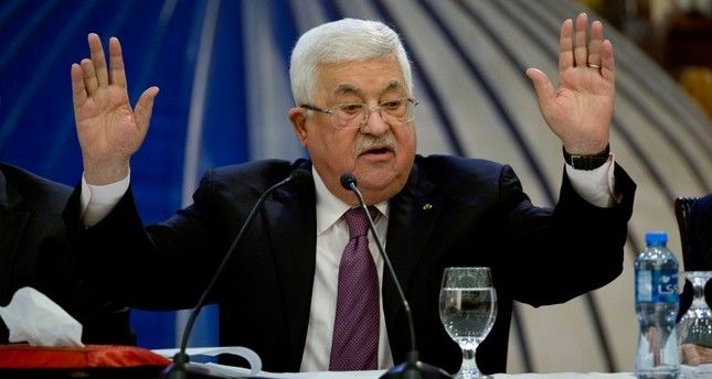 الرئيس الفلسطيني يشيد بفيلم الطنطورة الإسرائيلي