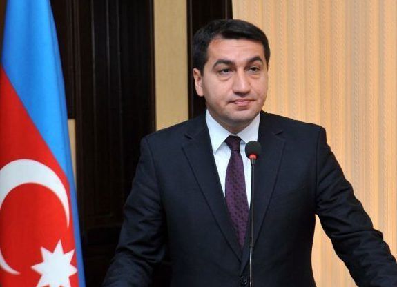 Хикмет Гаджиев: Заявления о достижении договоренности о создании международных механизмов защиты прав и безопасности армян - ложные