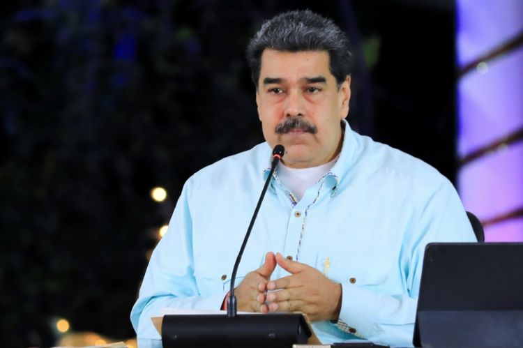 رئيس فنزويلا إعادة فتح الحدود البرية بالكامل مع كولومبيا في أول يناير