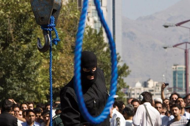 İranda etirazlarda həbs olunanların ailə üzvləri edamlara qarşı çıxıb