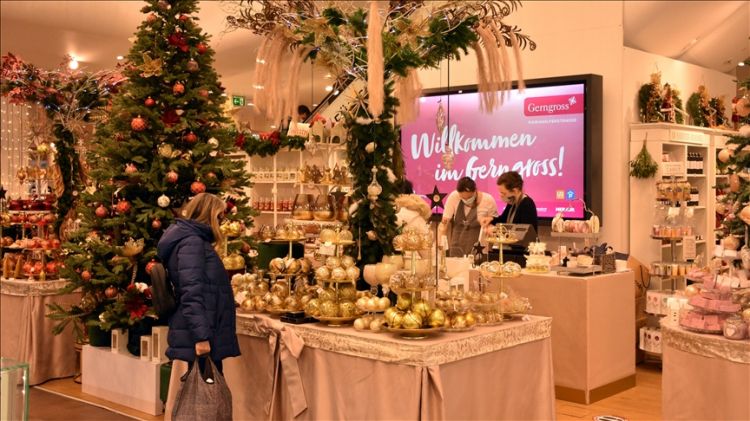 Austrians dial down Christmas lights, fearing blackouts, bills
