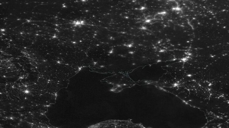 "ناسا" تنشر صورة من الفضاء لأراضي أوكرانيا ليلا