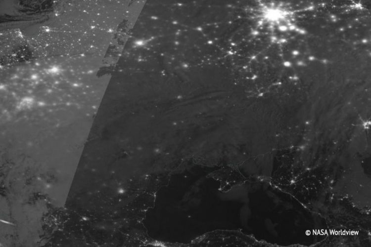 NASA опубликовало новый спутниковый снимок Украины без света