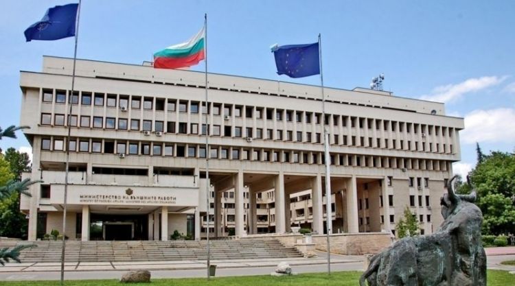 Most Bulgarians continue to back membership of EU, Nato Poll