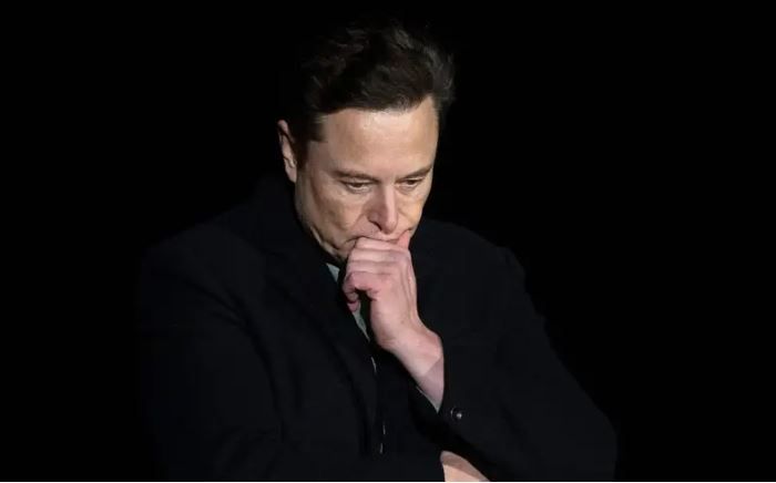 Elon Musk claims the who tried to assault him was a member of his security team