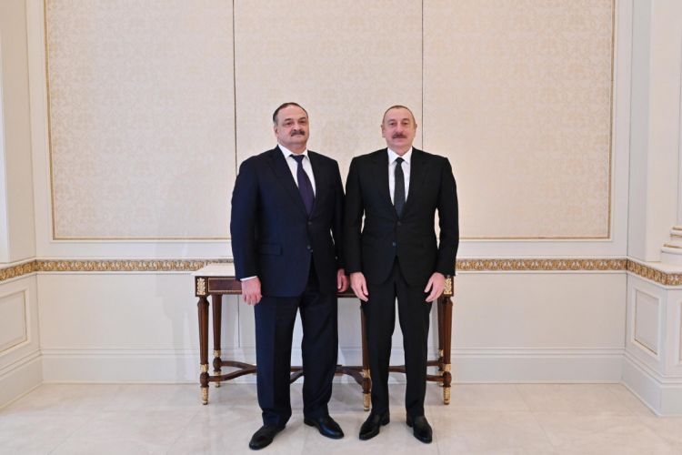 Глава Дагестана направил поздравительное письмо Президенту Ильхаму Алиеву