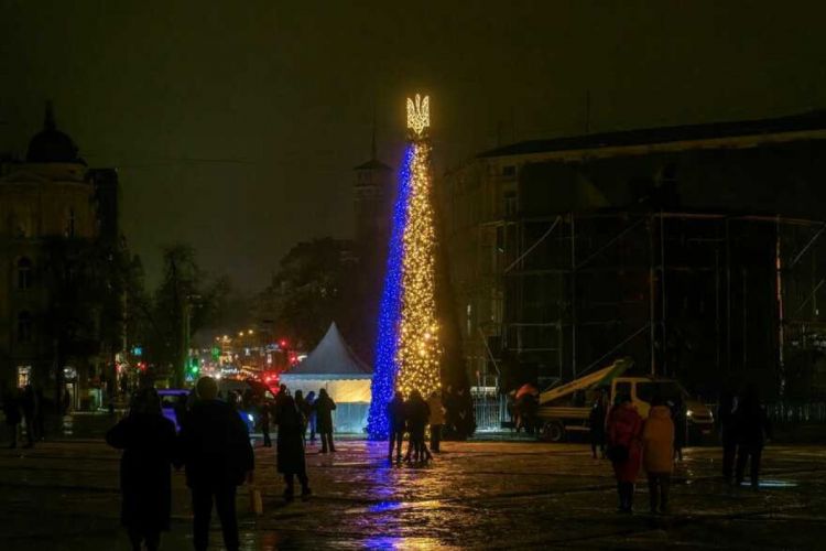 В Киеве решили не отменять комендантский час на новогодние праздники