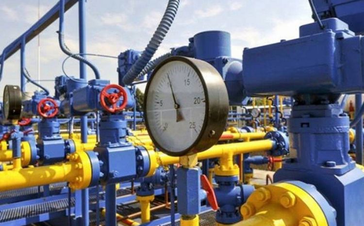 ЕС утвердил временный плавающий потолок цен на российский газ