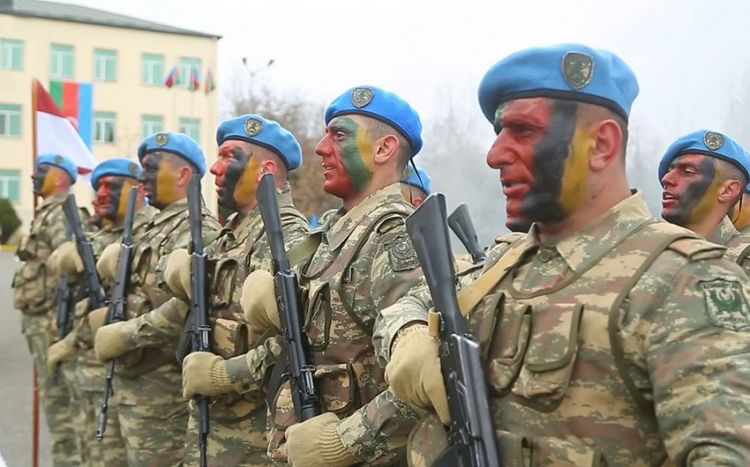 Минобороны Азербайджана обратилось к желающим пройти военную службу в частях коммандос