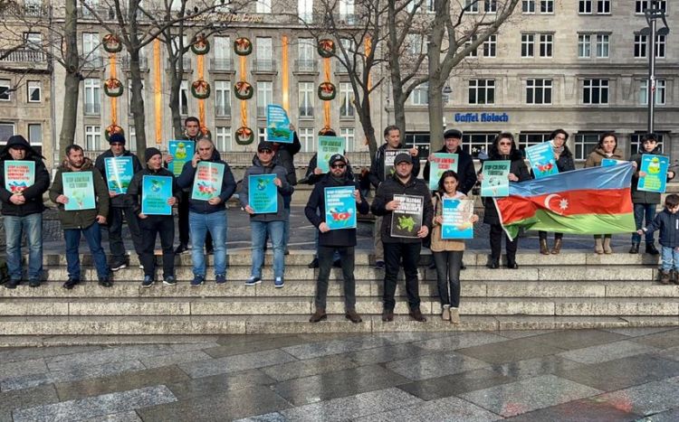 Азербайджанцы Германии провели акцию в поддержку экологических активистов Азербайджана