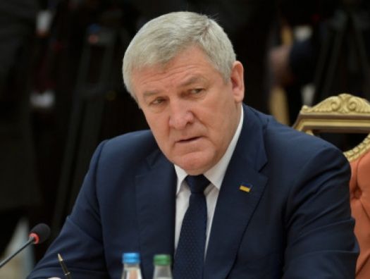 Суд заочно арестовал экс-министра обороны Украины